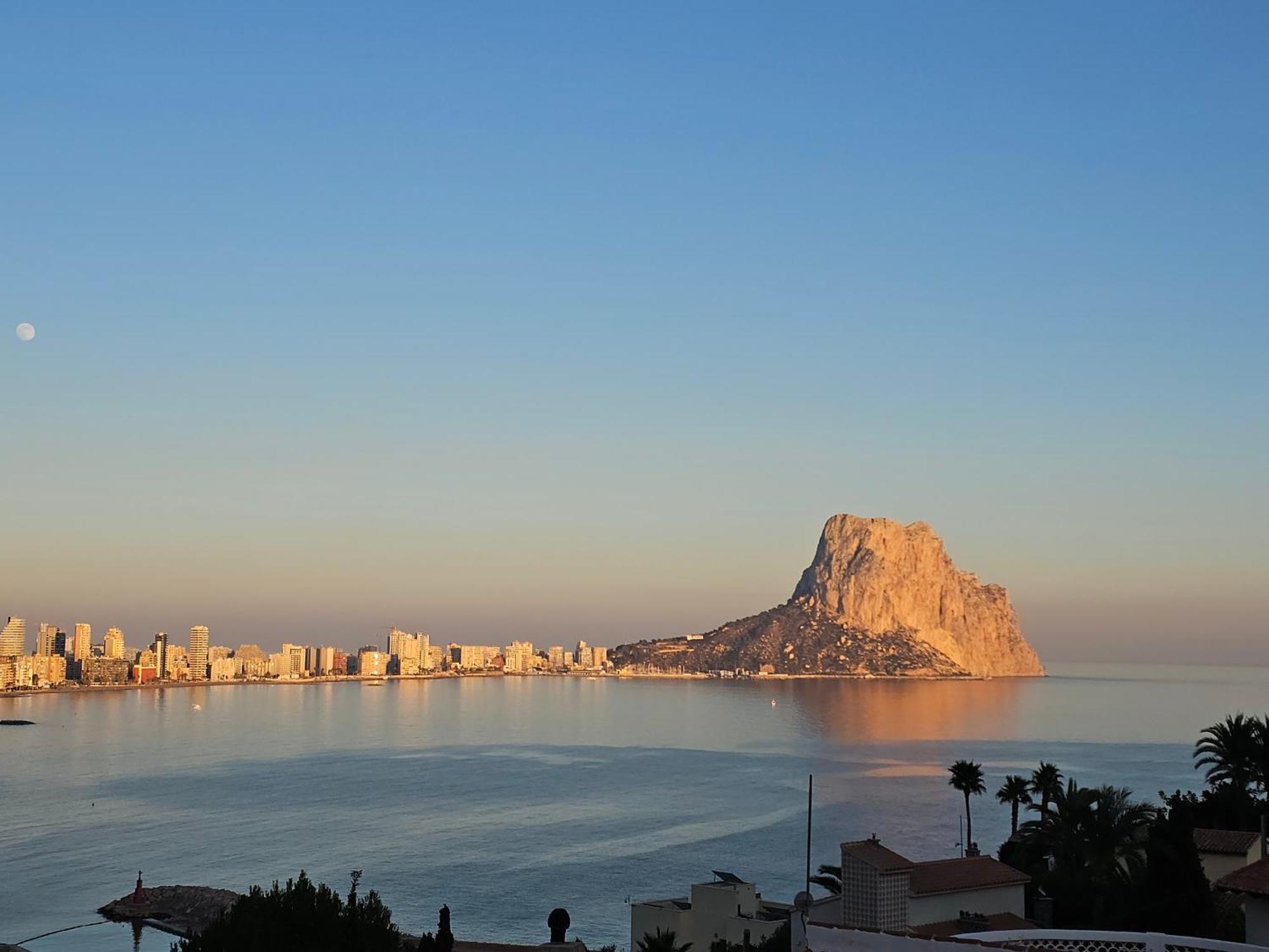 Апартаменты Casa Veintiuno En Calp Экстерьер фото